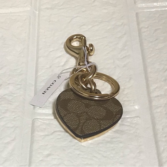 Coach Signature Hearts Key Ring Bag Charm Purse Keychain Gold / Khaki - Picture 5 of 5